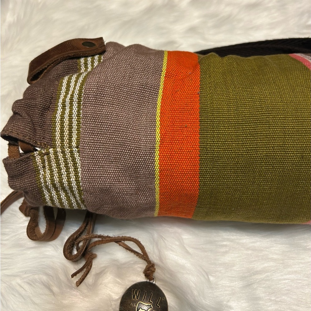 WILL Leather Goods Brown and Multicolor Blanket Tote/Carrier - Picture 8 of 16